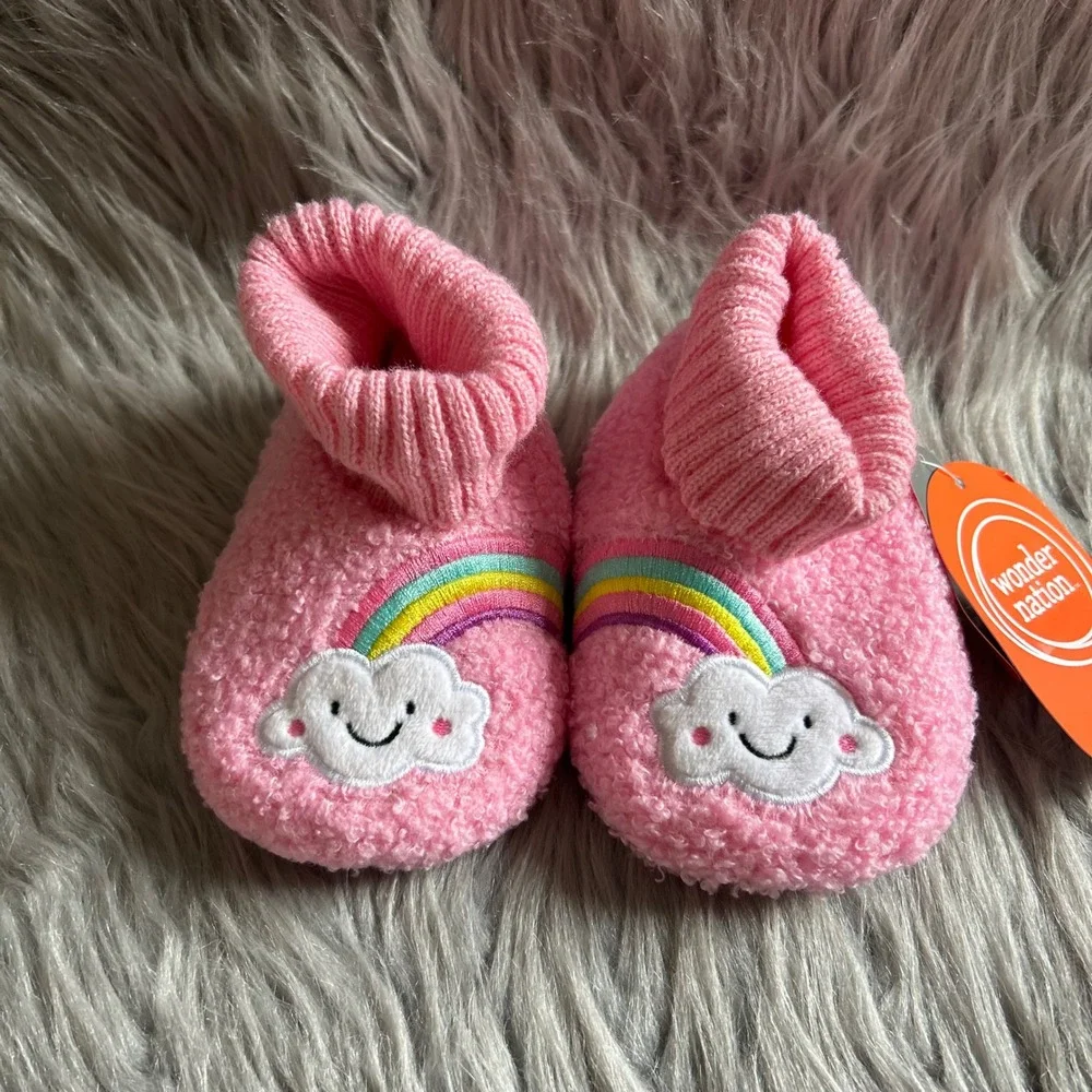Wonder Nation Slippers Baby Girls Size 6 Pink Fuzzy Rainbow Shoes 18 Months